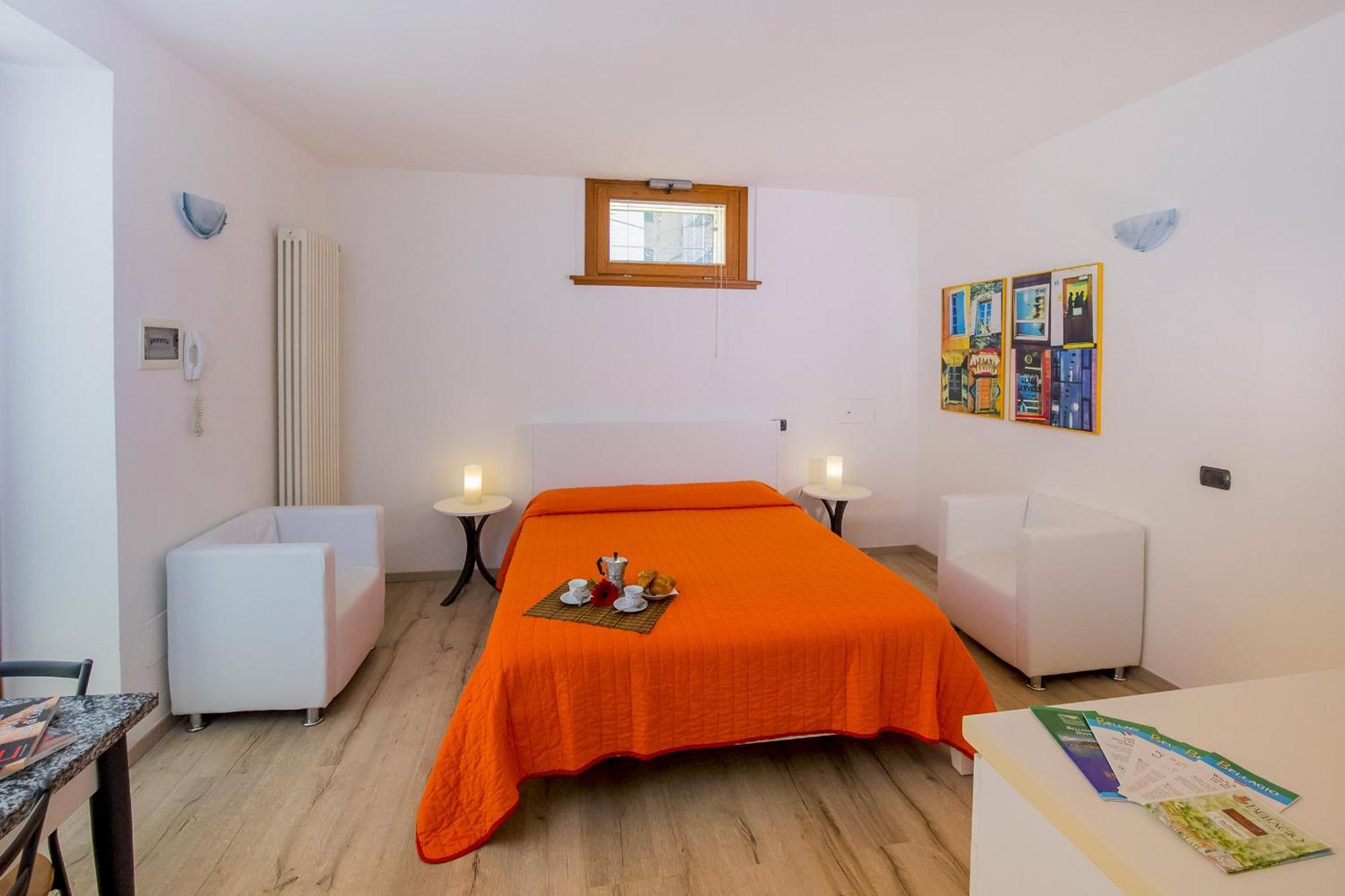 Il Borgo Monolocali Lägenhet Bellagio Exteriör bild